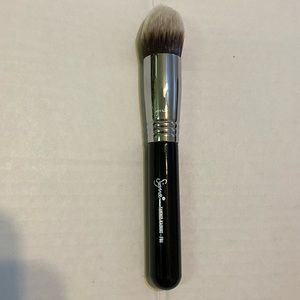 Sigma F86 Tapered Kabuki Makeup Brush